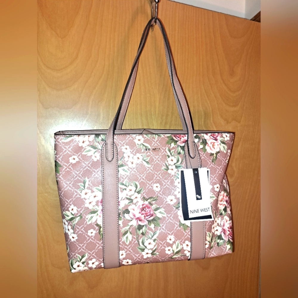 Large Nine West Purse NWT Final Price